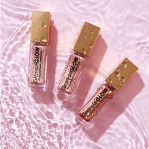 NEW - GRANDE COSMETICS
GrandeGLOW Highlighter